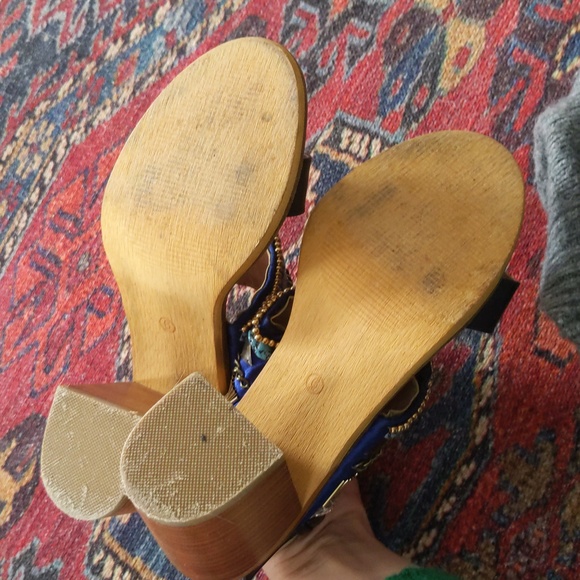 Catherine Malandrino Yancy Sandal - Picture 5 of 9